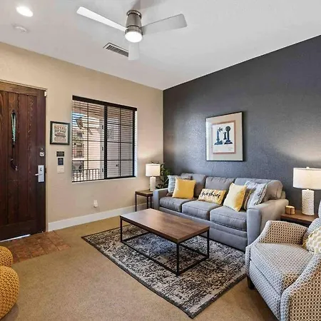 Modern La Quinta Condo Old Town, Pool, Golf Exterior photo
