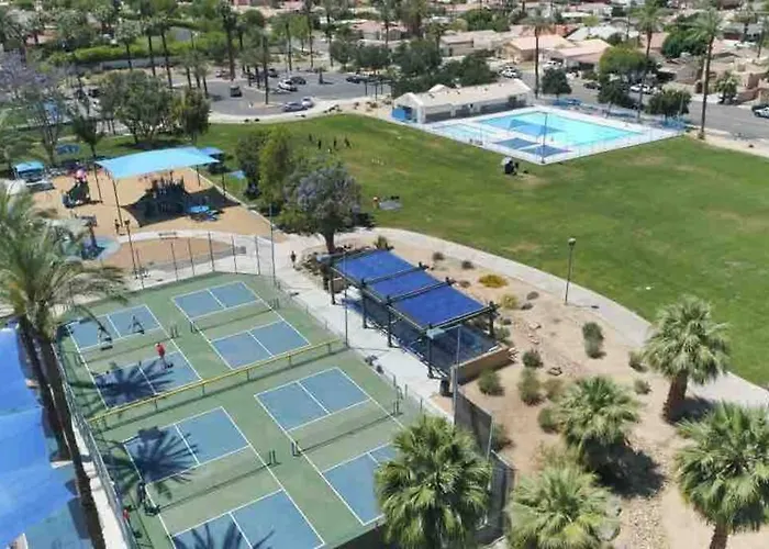 Modern La Quinta Condo Old Town, Pool, Golf