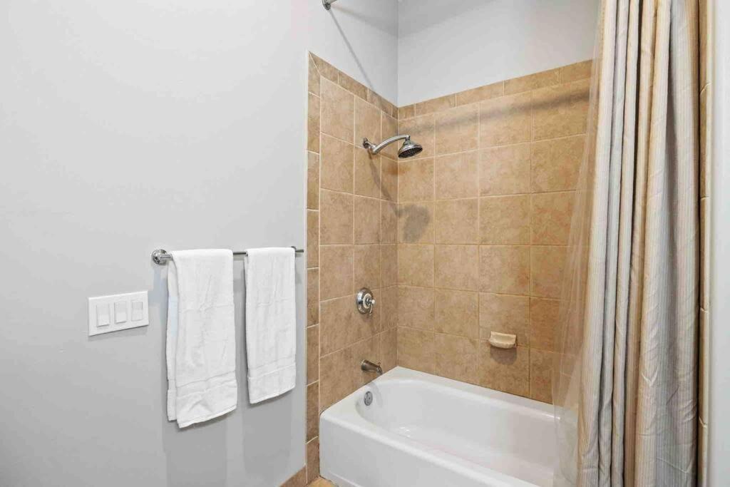 Apartment Modern Old Town, Pool, Golf La Quinta